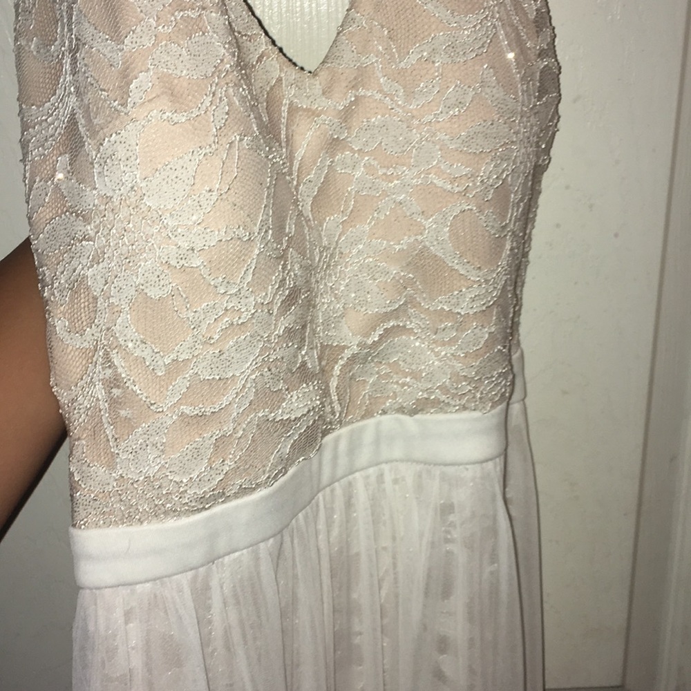 Nude and White Lacey Prom Dress Size 7/8